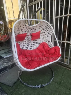 Newly Designed Highly Quality Two Seater Swinging Chair