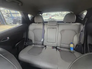 Hyundai Tucson SE FWD 2015 Silver