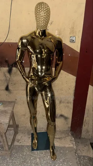 Full Body Gold Male Mannequin With Basket Head