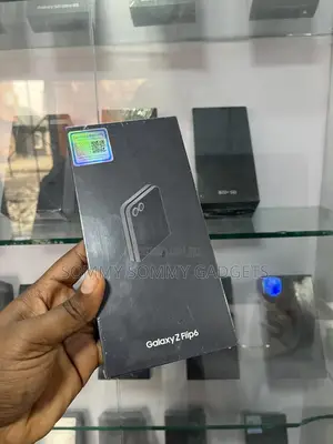 New Samsung Galaxy Z Flip6 256 GB