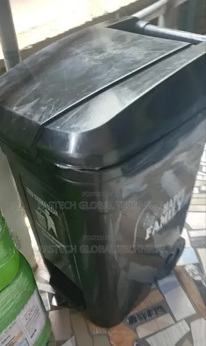 Plastic Pedal Waste Bin (50ltrs)