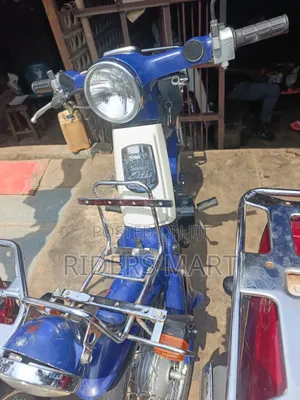 Honda CB 2018 Blue