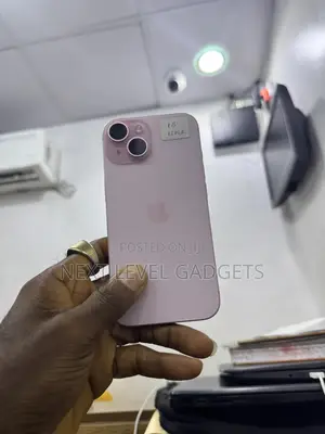 Apple iPhone 15 128 GB Pink