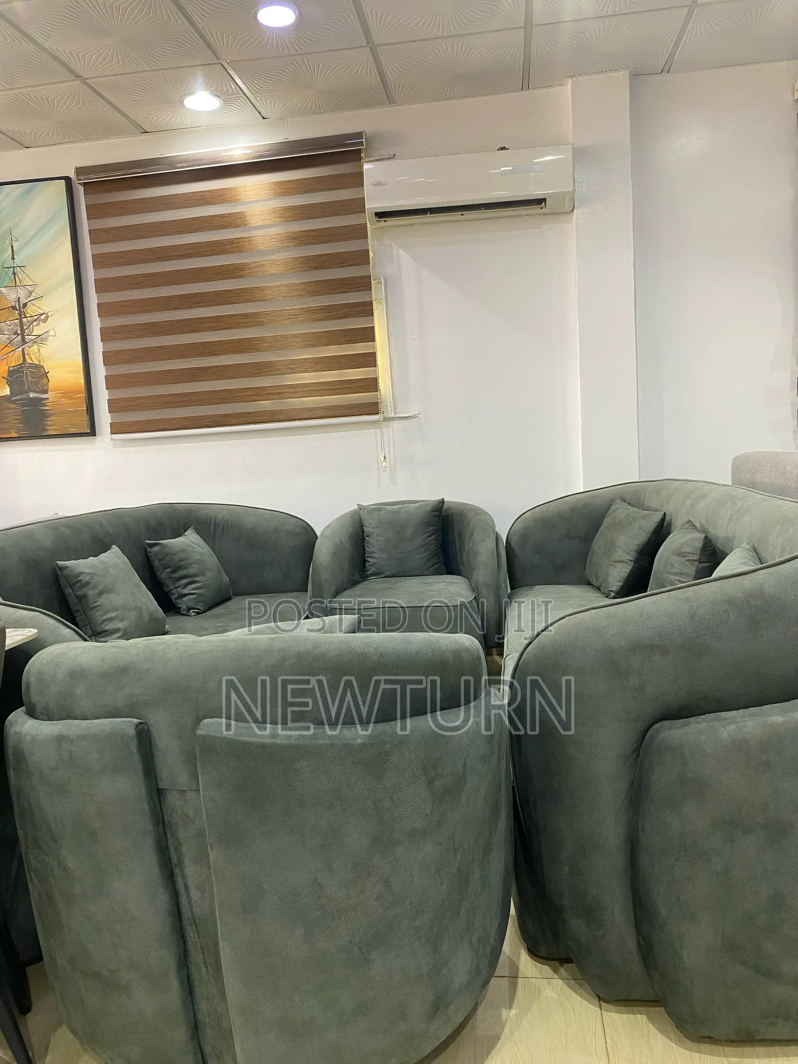Luxury and Unique 7 Seater’S Sofas Chairs.
