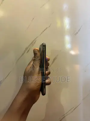 Apple iPhone XS 64 GB Black