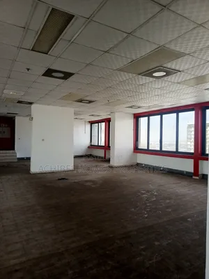 A 290 Square Meter Open Office Space at Marina