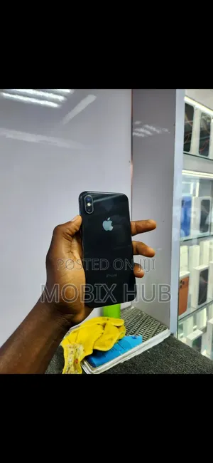 Apple iPhone X 64 GB Black