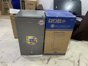 Glamstar GFR-120s-M Compact Fridge – Space-Saving Design