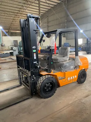 Forklift Machine