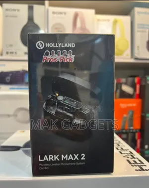 Hollyland Lark Max 2 Wireless Lavalier Microphone for iPhone/Camera