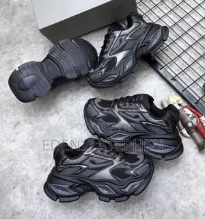 Classic Sneaker