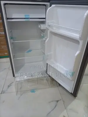 Glamstar Mini Fridge 90l – Ideal for Office or Bedroom