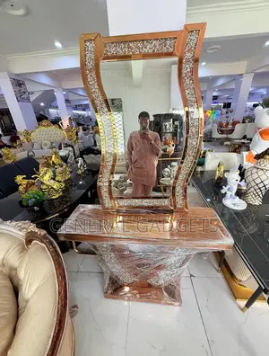 Classic Mirror Set