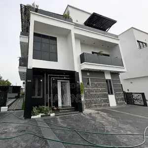 5bdrm Duplex in Kado for sale