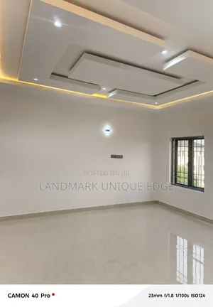 5bdrm Duplex in Diamond Ctiy, Lugbe District for rent