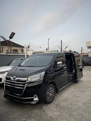 Toyota Granvia 2023 Black