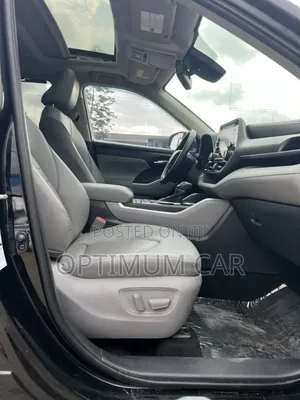 Toyota Highlander XLE 2021 Black