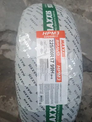 225/60r17 Maxxis Tyre