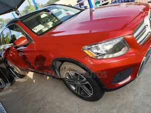 Mercedes-Benz GLC-Class 2016 Red