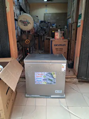Snowsea Freezer With Glass Door 190 Litre, Very Strong and Durable