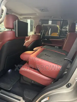 Lexus LX 570 (5 seats) AWD 2017 Gold