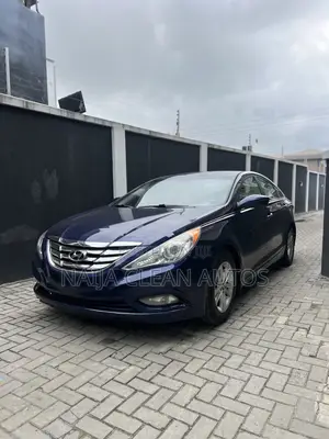 Hyundai Sonata SE Sedan FWD (2.4L 4cyl 6A) 2011 Blue