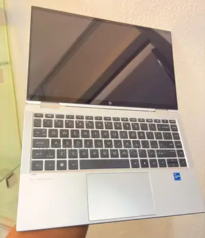 Laptop HP EliteBook 1040 G8 16GB Intel Core i5 SSD 256GB