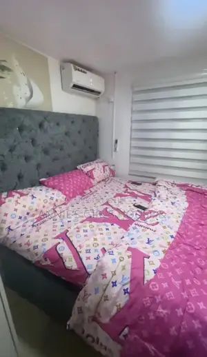 Girls House