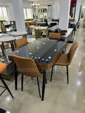 Iron Leg Dining Table With Four Chairs