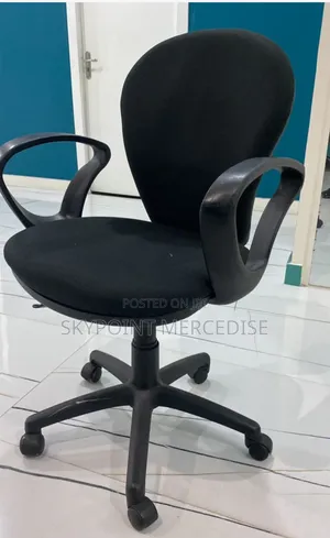 101 Office Swivel Chair