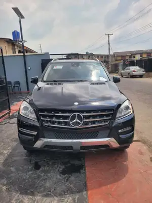 Mercedes-Benz M Class 2013 Black