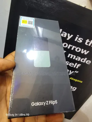 New Samsung Galaxy Z Flip5 512 GB