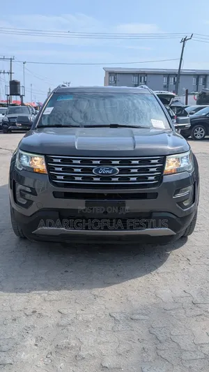Ford Explorer 2017 Gray
