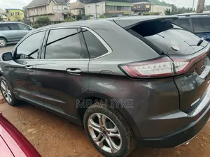 Ford Edge Titanium AWD 2018 Gray