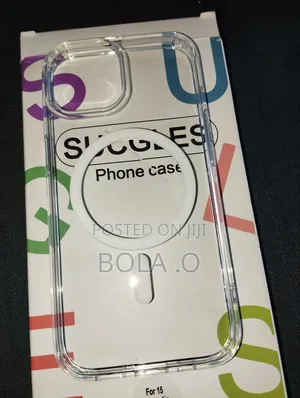 iPhone 15 Magnetic Transparent Case