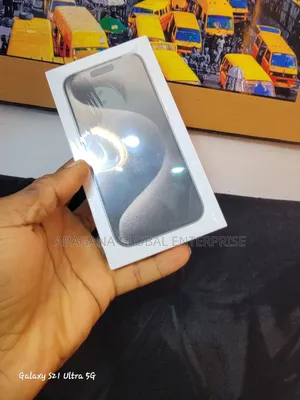 New Apple iPhone 15 Pro 256 GB Black