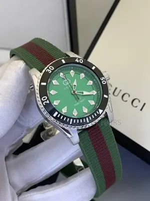 Quality Luxury Gucci Unisex Rubber Strap Wrist Watch