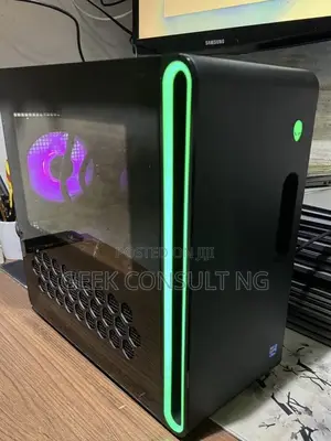 New Dell Alienware Aurora R12 32GB Intel Core i7 SSD 1T