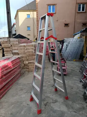 8 Feet a Type Aluminum Ladder