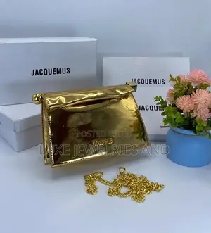 Stylish Jacquemus Bag for Ladies (Boxed)