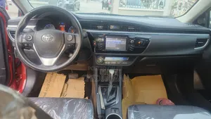 Toyota Corolla S Premium 4dr Sedan (1.8L 4cyl CVT) 2014 Red