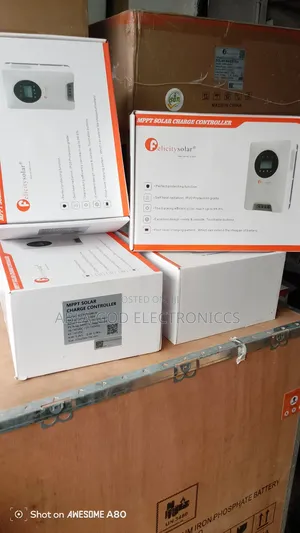Felicity 100amppt Charge Controller.