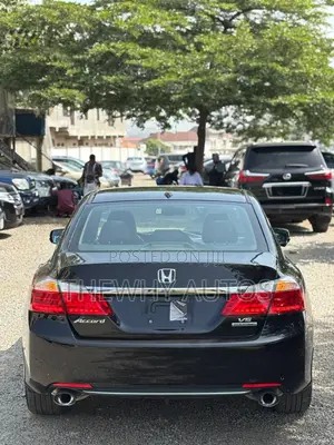 Honda Accord Touring V-6 4dr Sedan (3.5L 6cyl 6A) 2014 Black