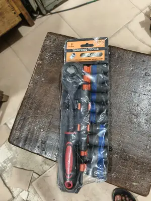 12pcs 1⁄2" Socket Set