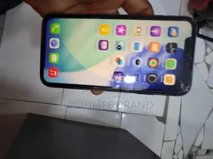 Apple iPhone XR 64 GB