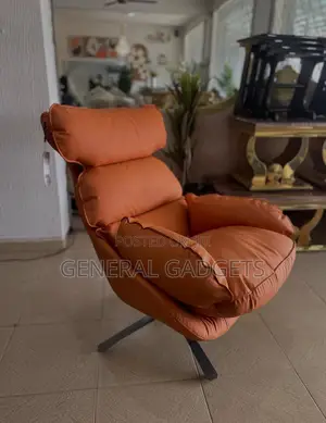 Luxury Leather Vintage Swivel Chair