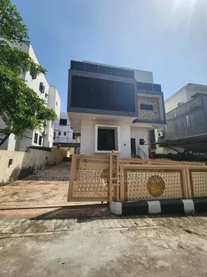 5bdrm Duplex in Guzape District for sale