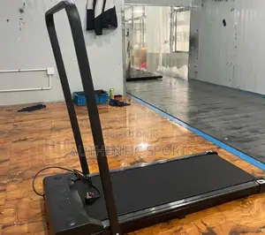 2.5hp Walking Treadmill With Handle and Bluetooth Music Speakers