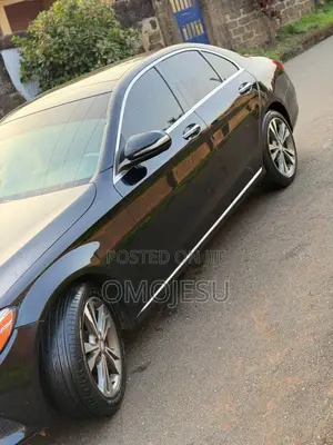 Mercedes-Benz C300 Sport 4Matic Sedan AWD (2.0L 4cyll 7A) 2016 Black