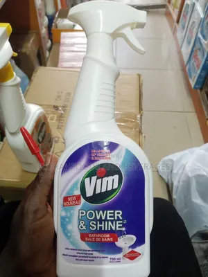 Vim Power and Shine Bathroom Cleaner. (12 × 700ml)